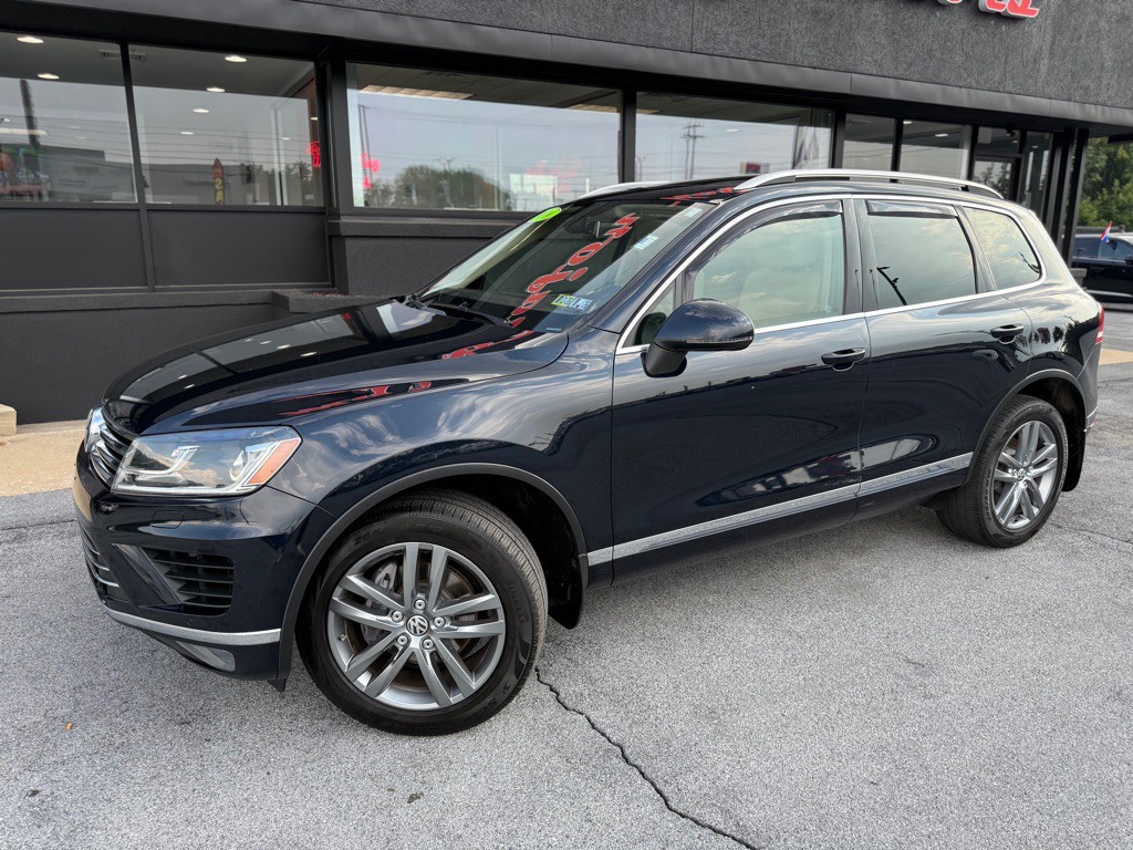 2016 Volkswagen Touareg Image 3