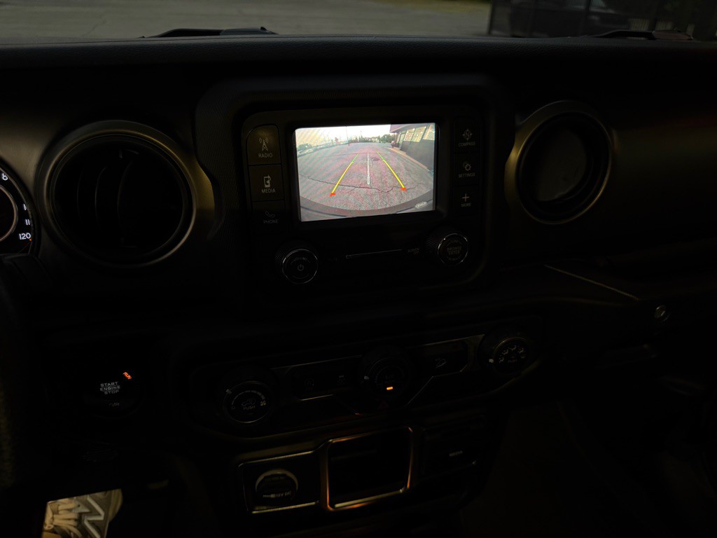 2020 Jeep Wrangler Unlimited Image 15