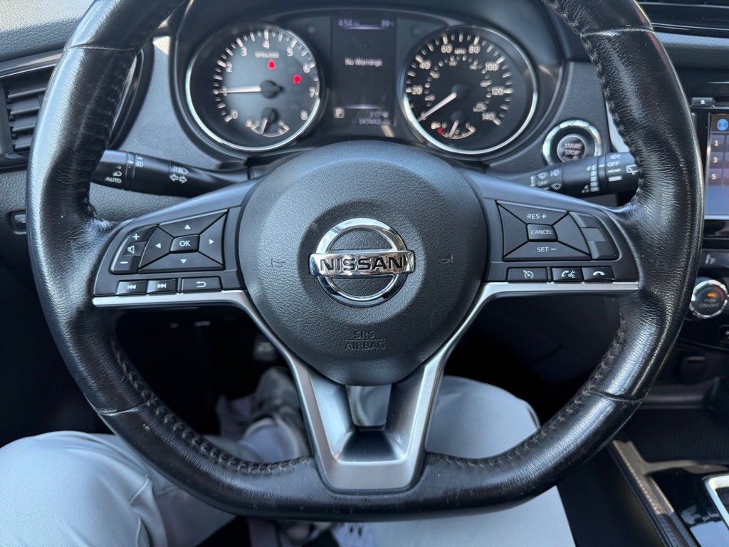 2017 Nissan Rogue Image 15