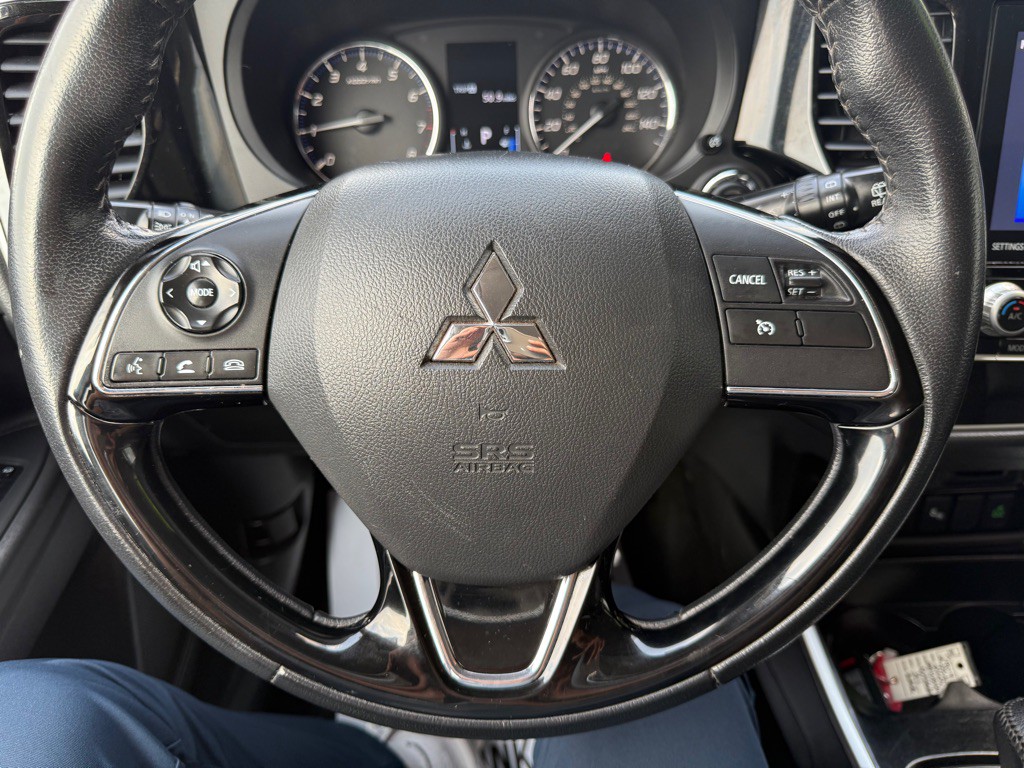 2020 Mitsubishi Outlander Image 15