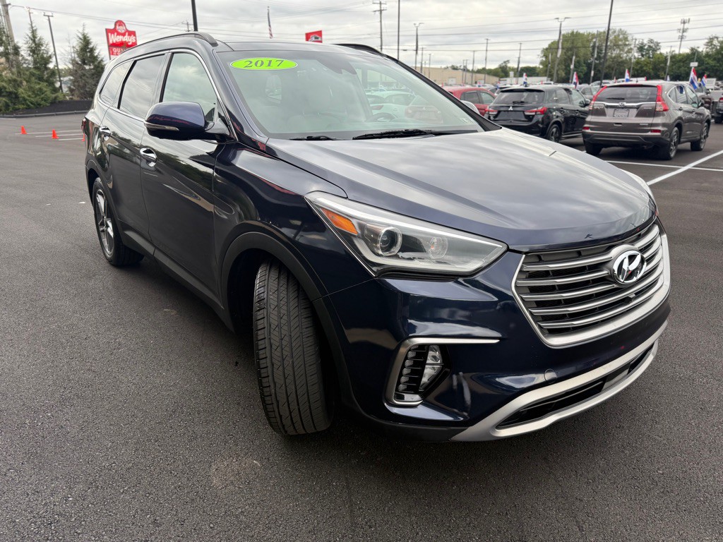 2017 Hyundai Santa Fe Image 8