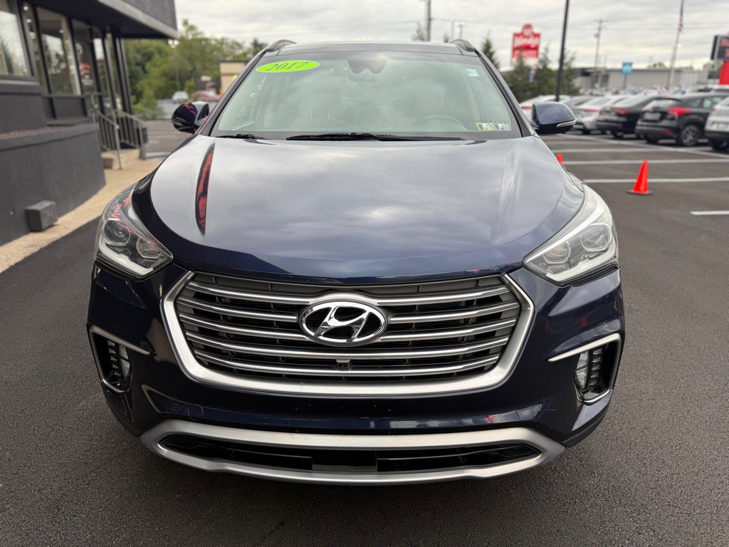 2017 Hyundai Santa Fe Image 9