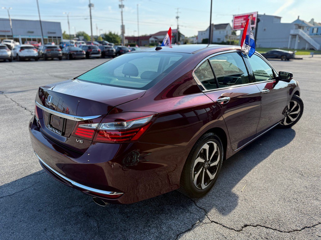 2016 Honda Accord Image 7