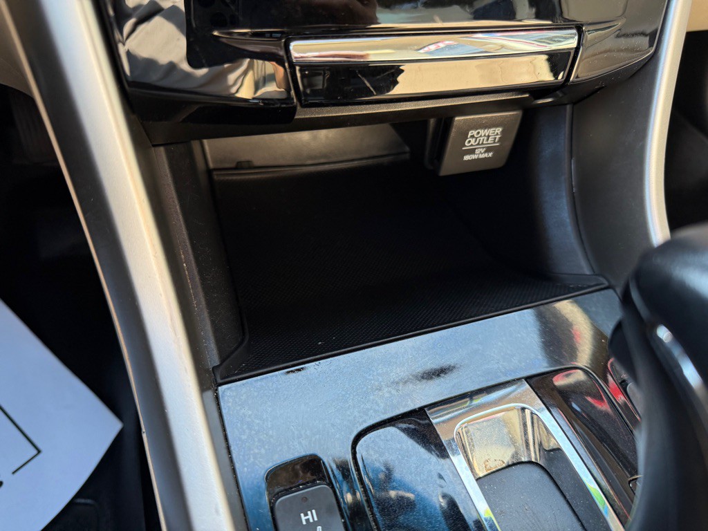 2016 Honda Accord Image 19