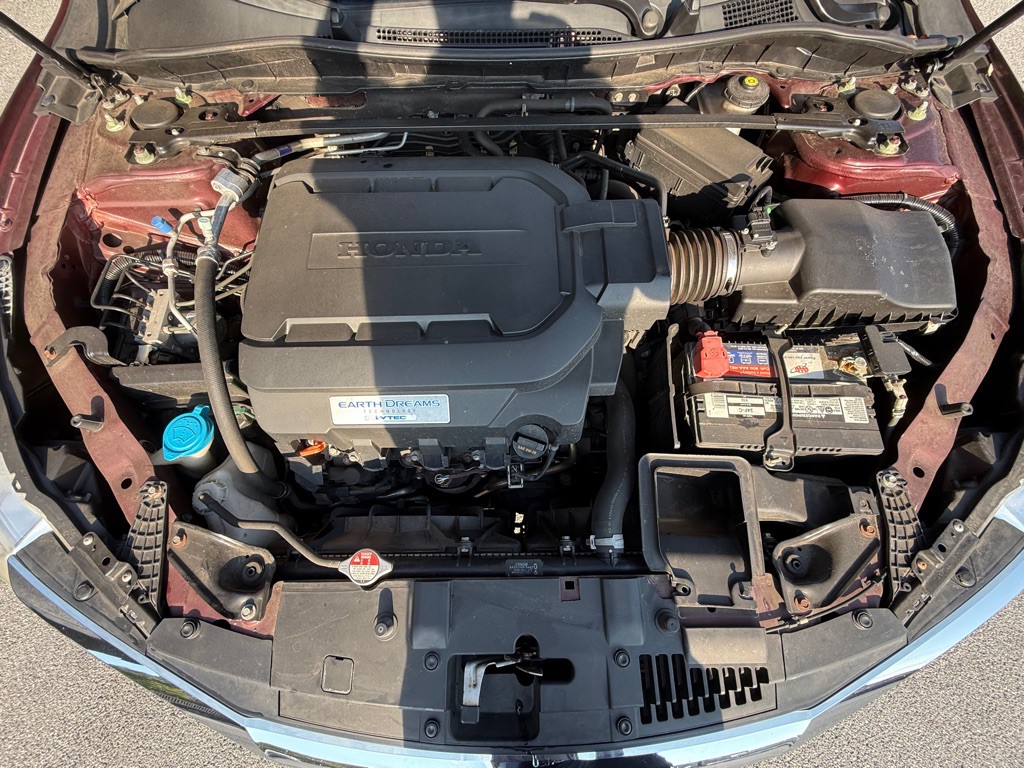2016 Honda Accord Image 31