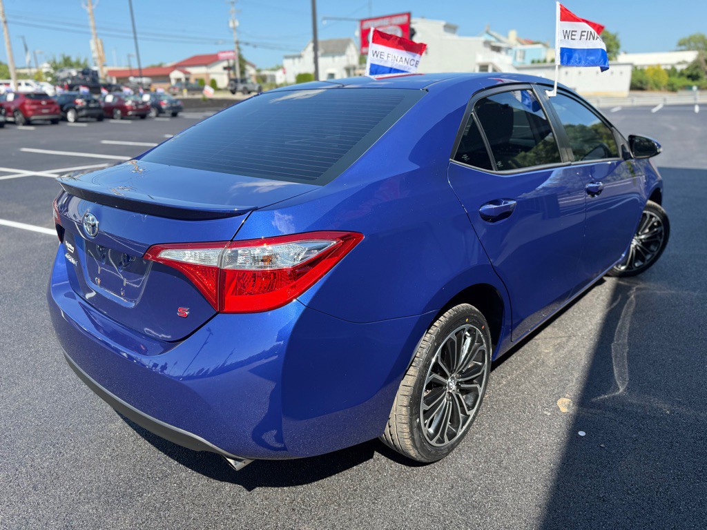 2016 Toyota Corolla Image 6