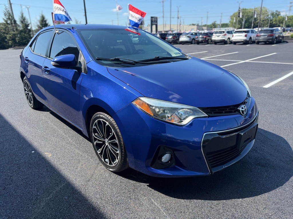 2016 Toyota Corolla Image 8
