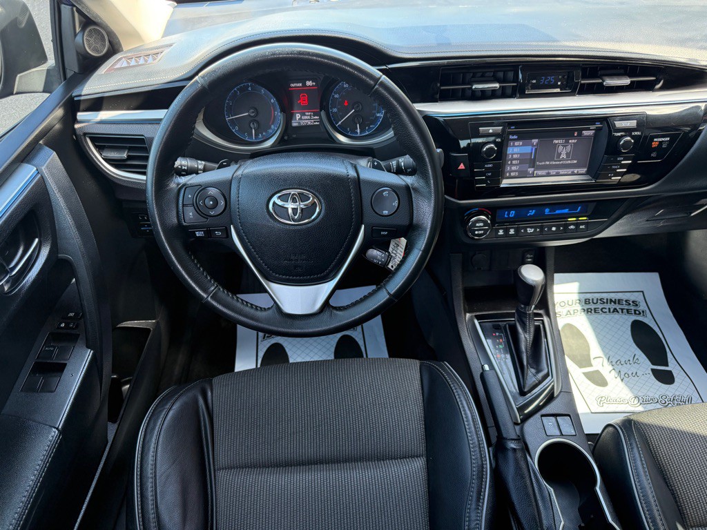 2016 Toyota Corolla Image 10