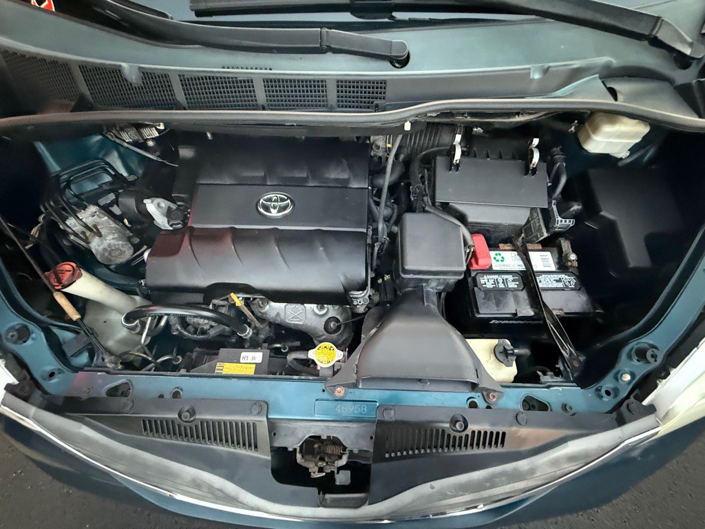 2011 Toyota Sienna Image 30