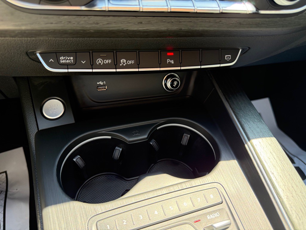2018 Audi A4 Image 18