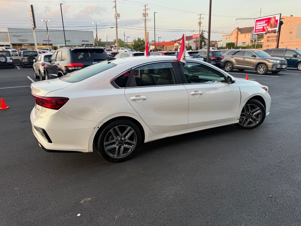 2020 Kia Forte Image 7