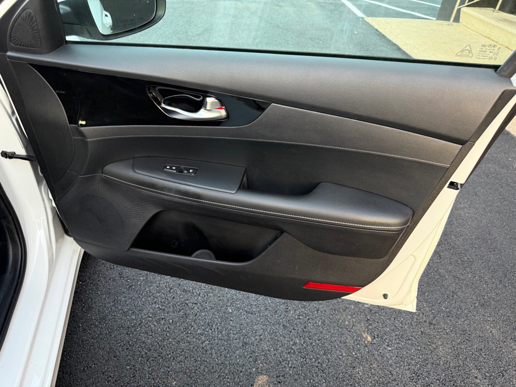 2020 Kia Forte Image 24