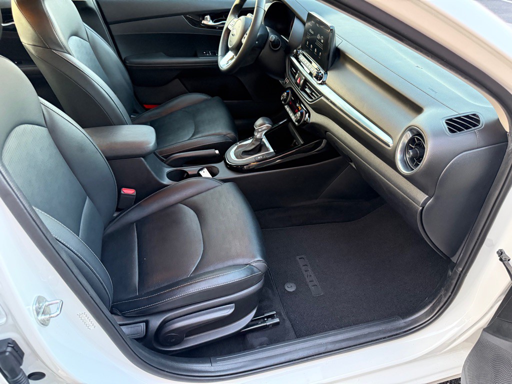 2020 Kia Forte Image 25