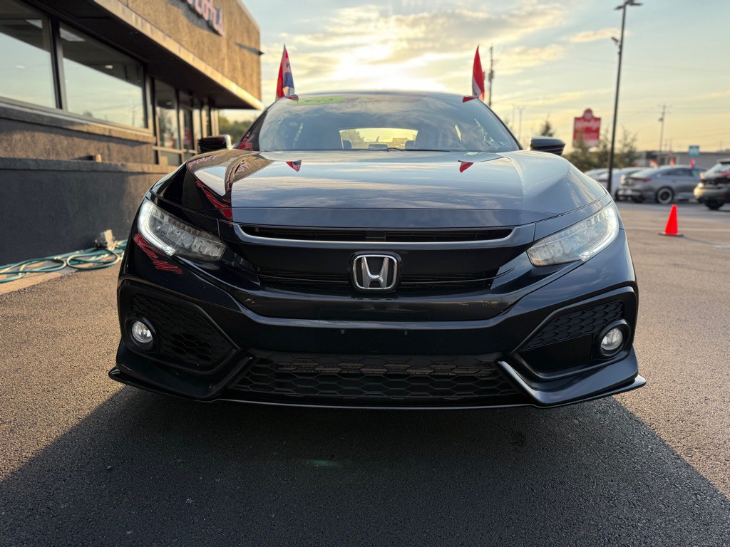 2018 Honda Civic Image 9