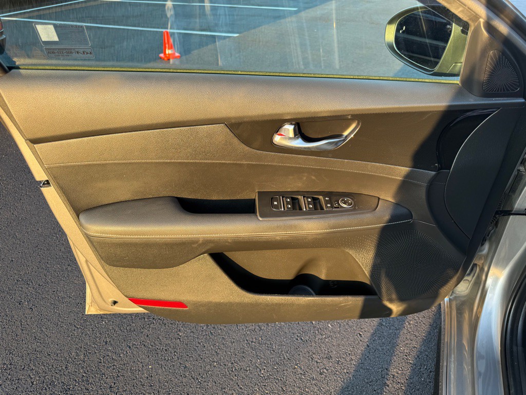 2022 Kia Forte Image 10