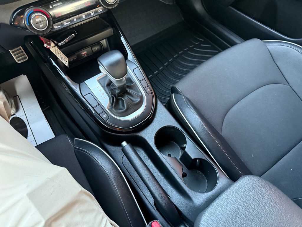 2022 Kia Forte Image 17