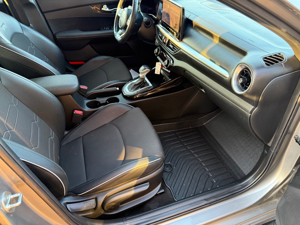 2022 Kia Forte Image 24