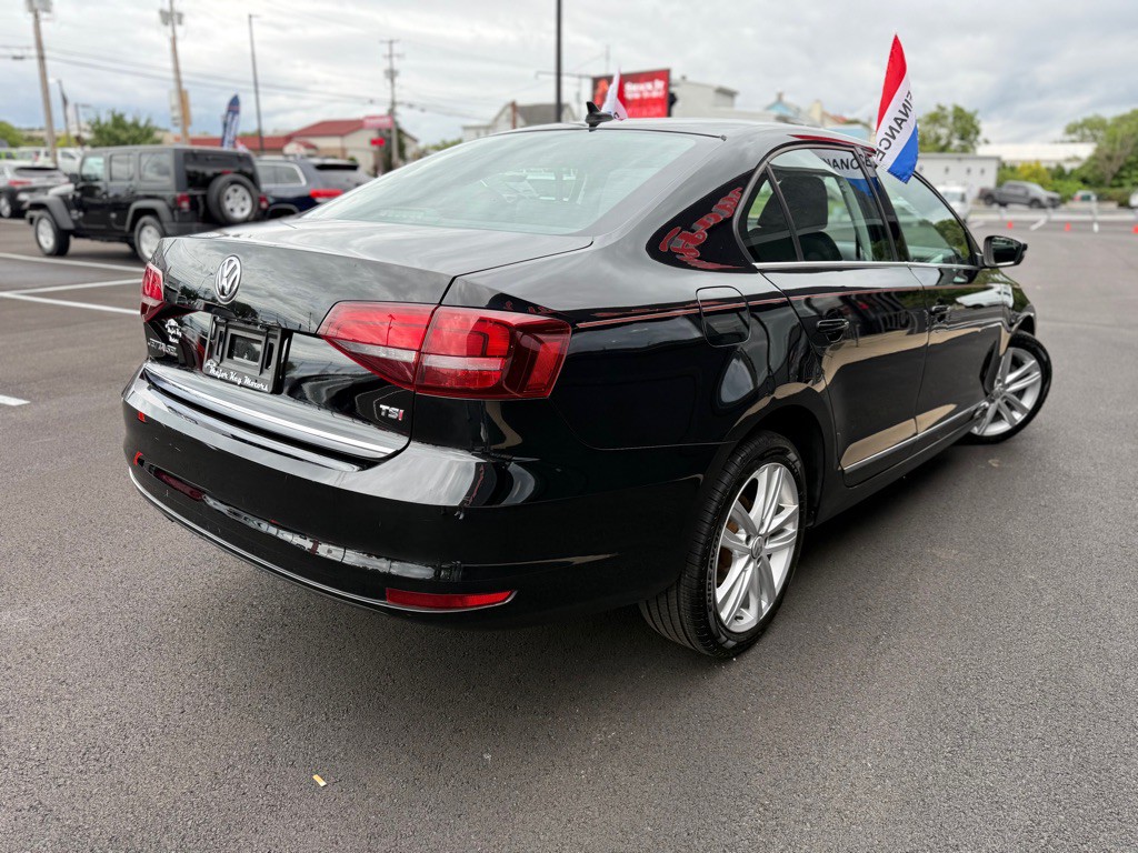 2017 Volkswagen Jetta Image 6