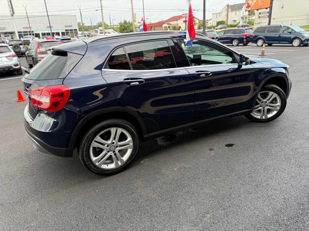 2018 Mercedes-Benz GLA-Class Image 7