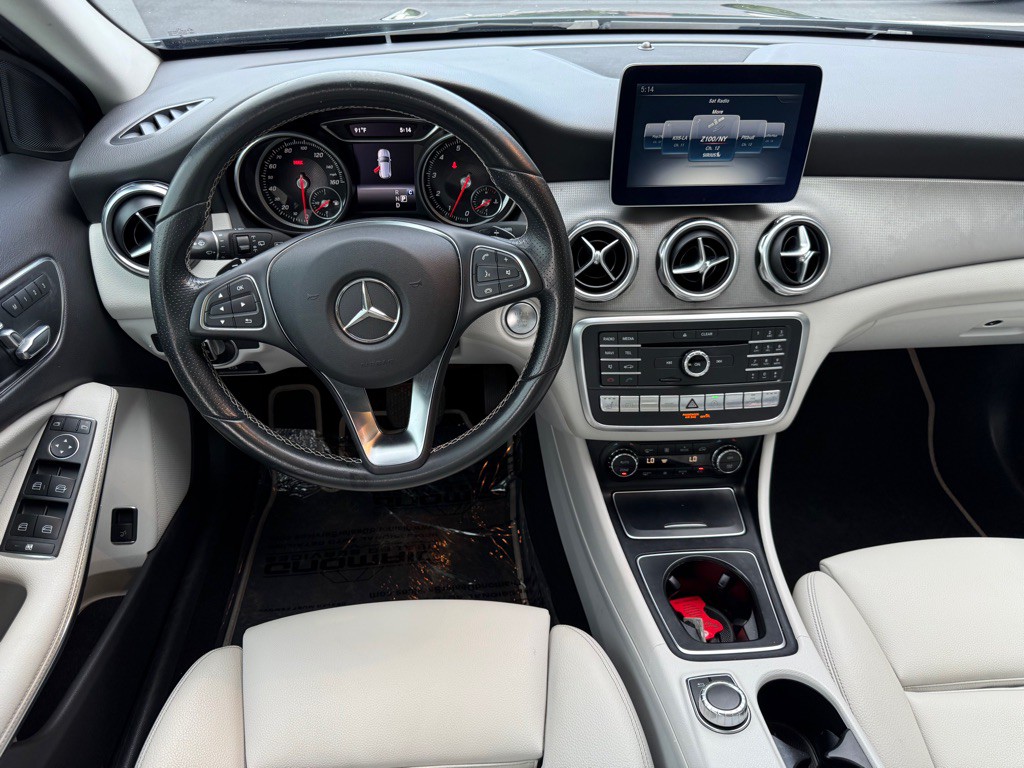 2018 Mercedes-Benz GLA-Class Image 11