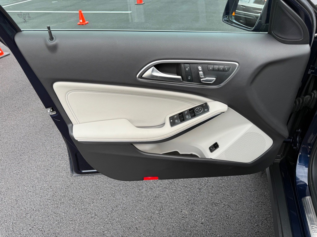 2018 Mercedes-Benz GLA-Class Image 12