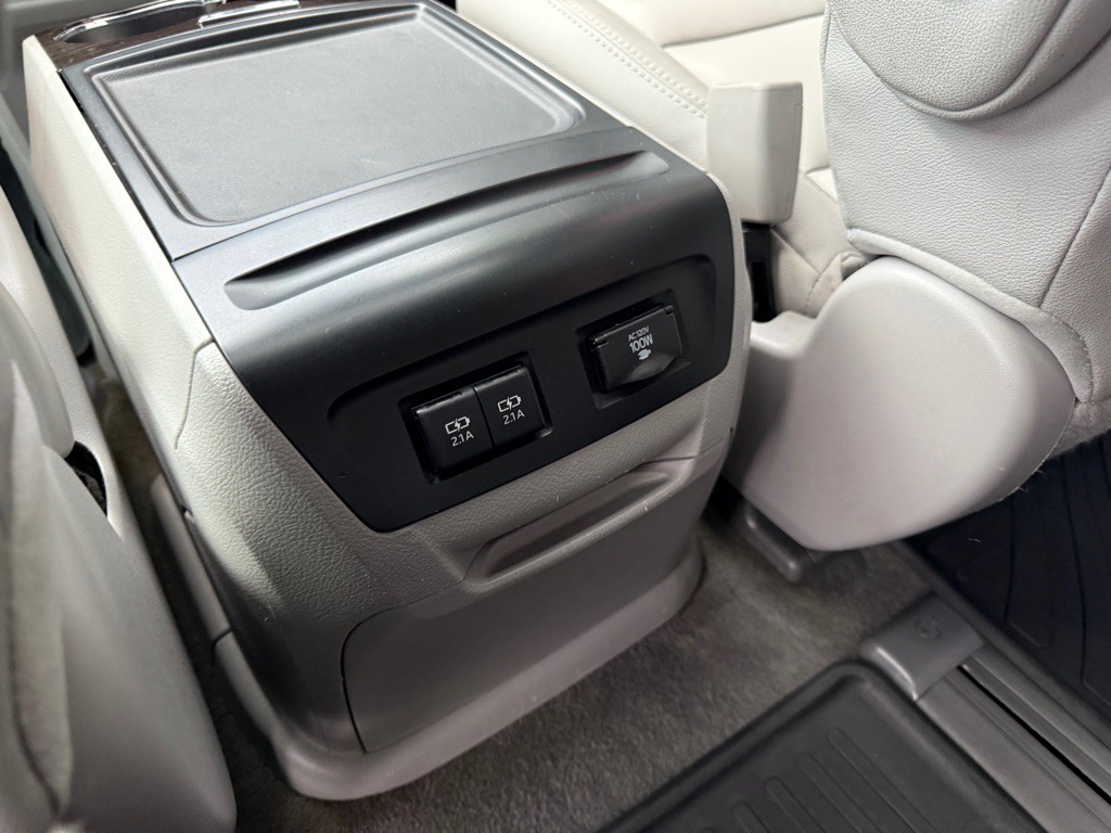 2018 Toyota Sienna Image 23