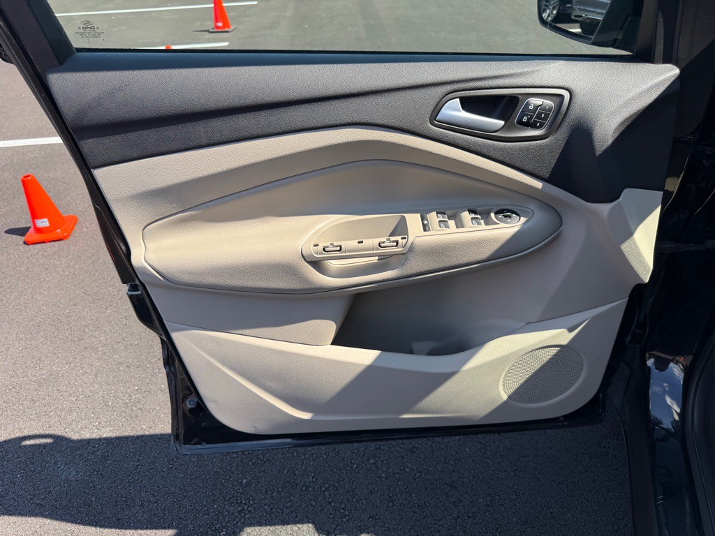 2019 Ford Escape Image 12