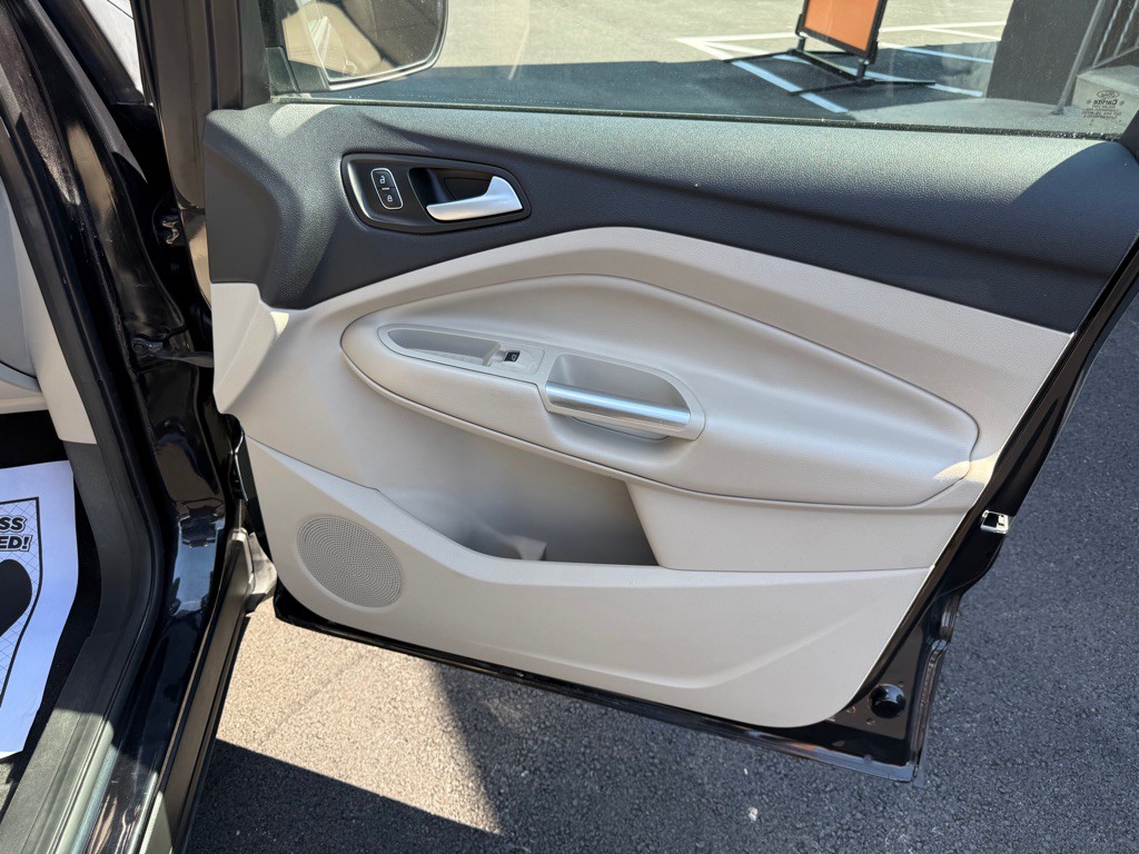 2019 Ford Escape Image 27