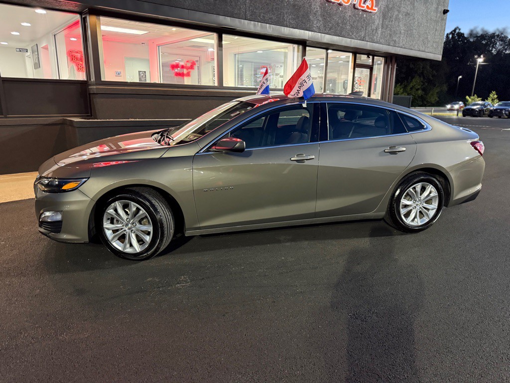 2020 Chevrolet Malibu Image 3