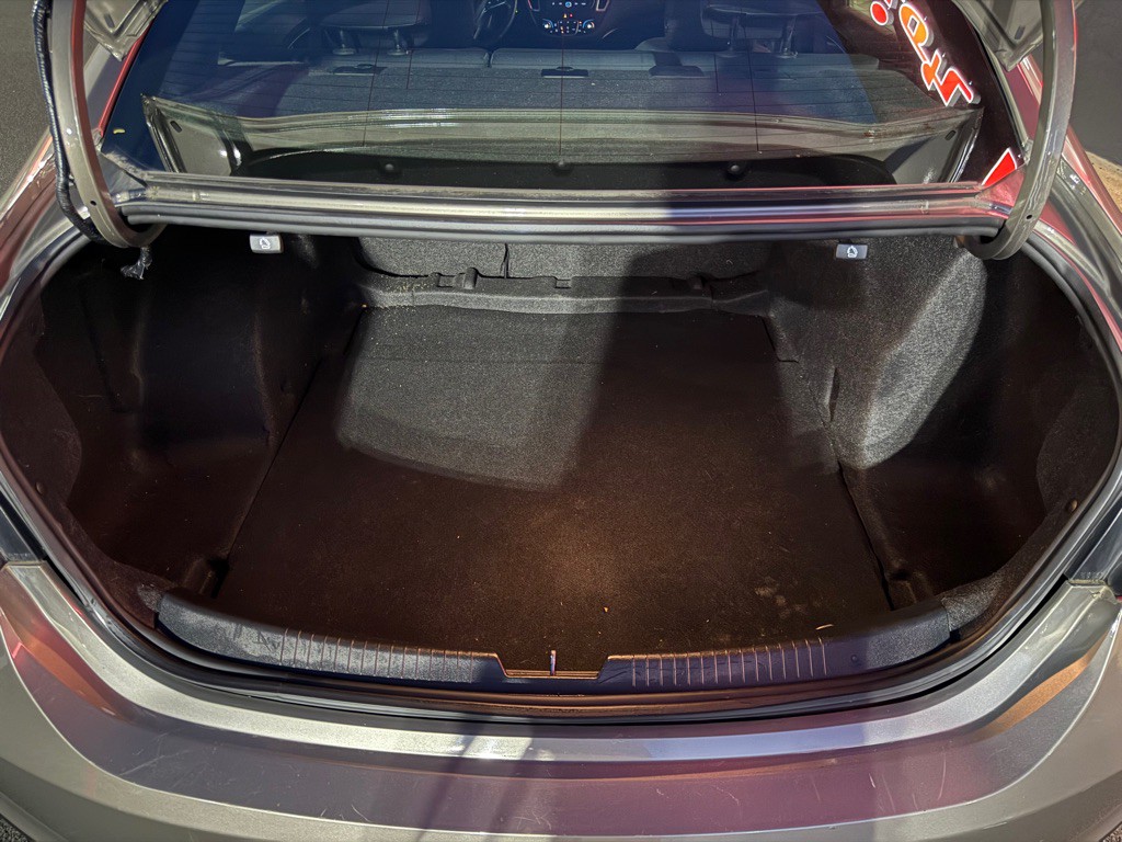 2020 Chevrolet Malibu Image 21