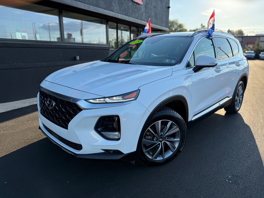 2019 Hyundai Santa Fe Image 2