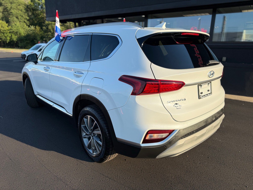 2019 Hyundai Santa Fe Image 4