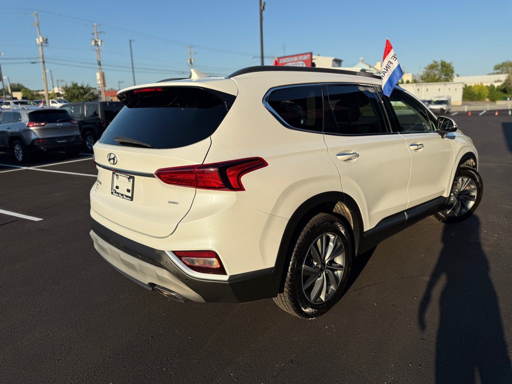 2019 Hyundai Santa Fe Image 6