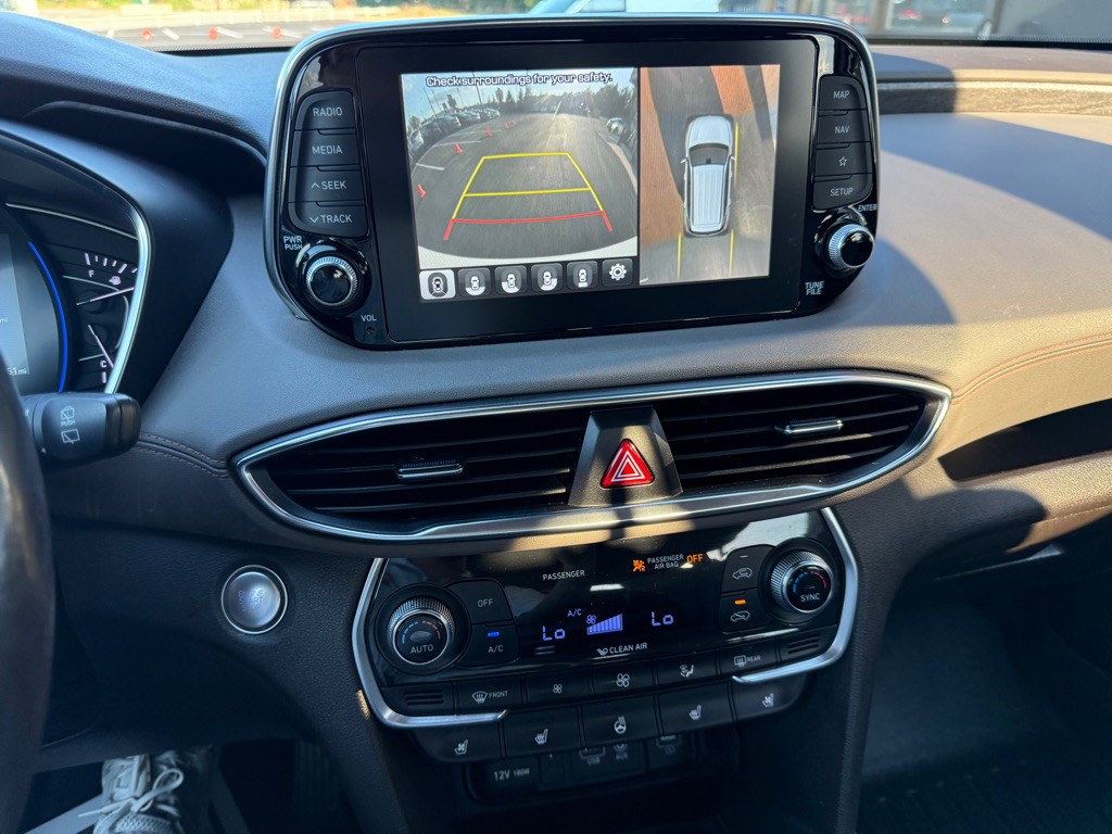 2019 Hyundai Santa Fe Image 17