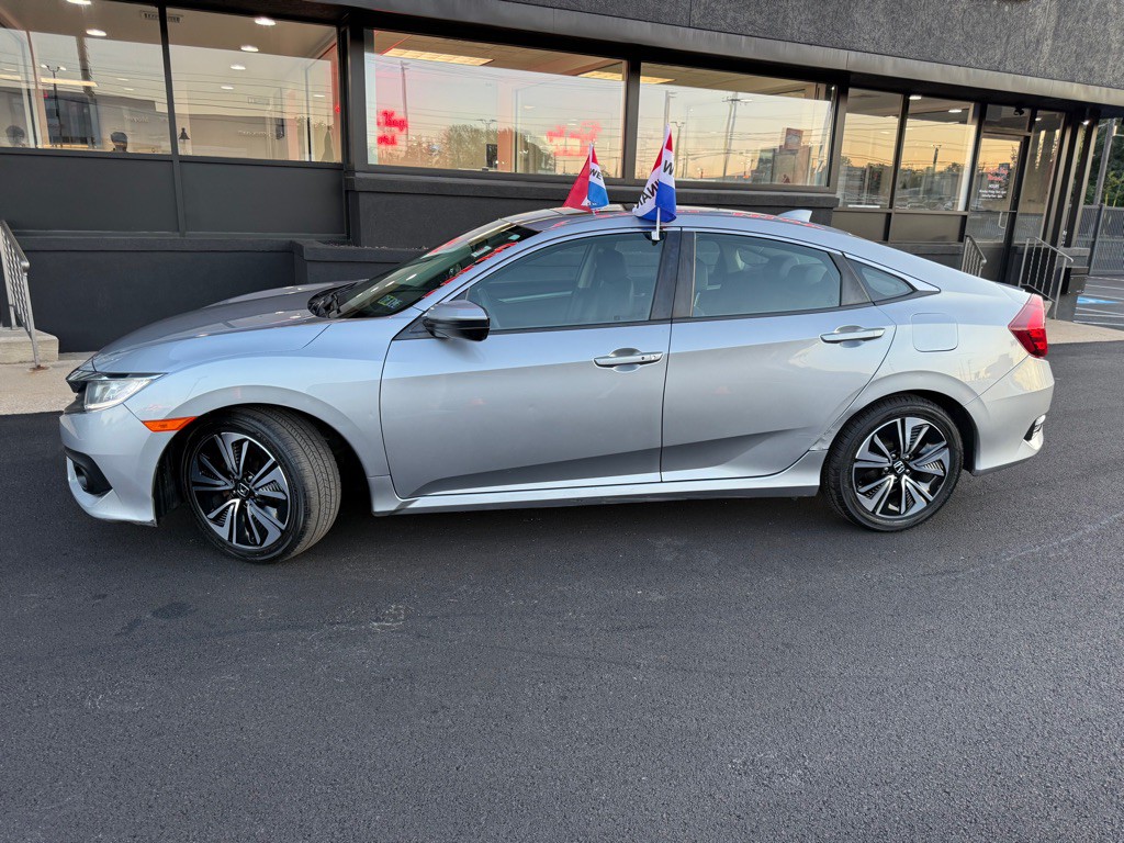2017 Honda Civic Image 3