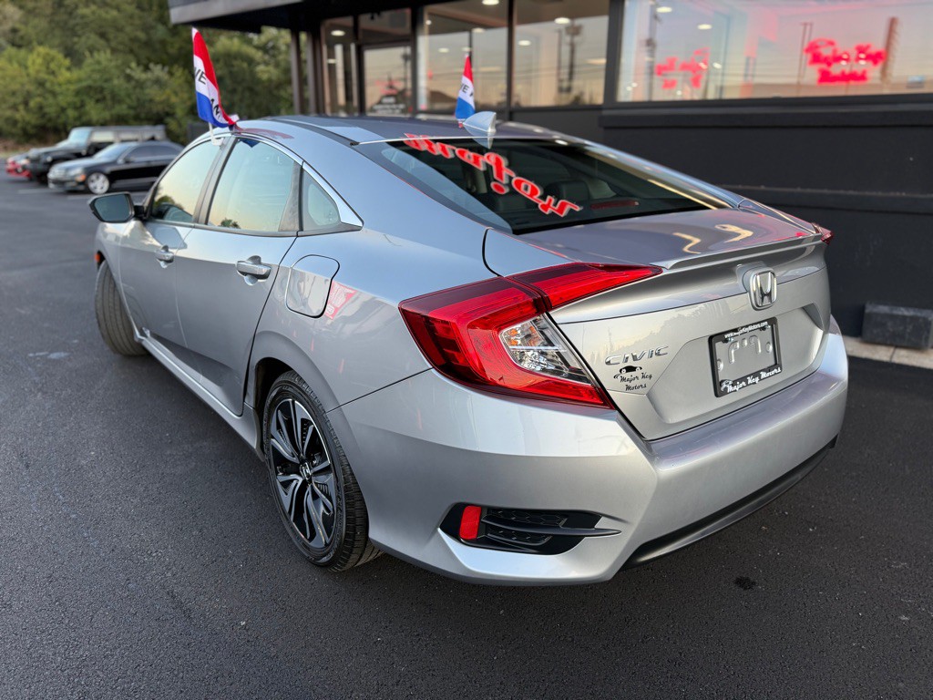 2017 Honda Civic Image 4