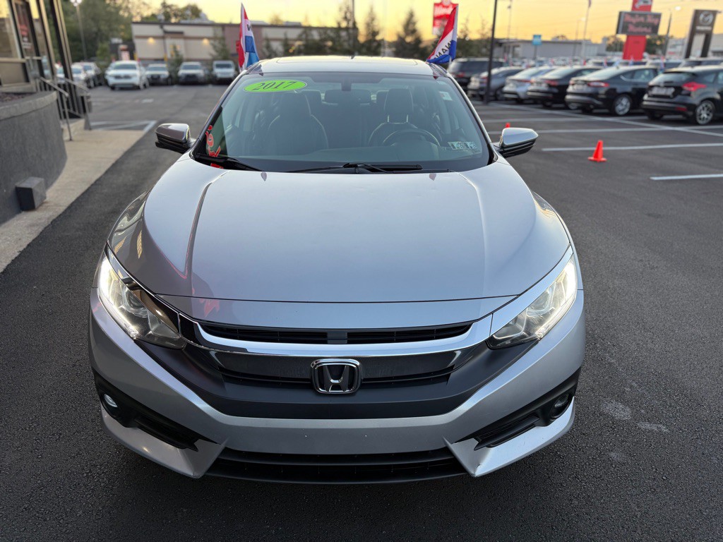 2017 Honda Civic Image 9