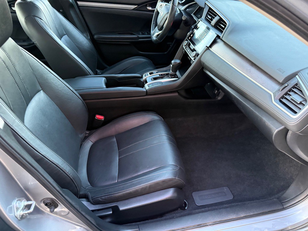 2017 Honda Civic Image 26