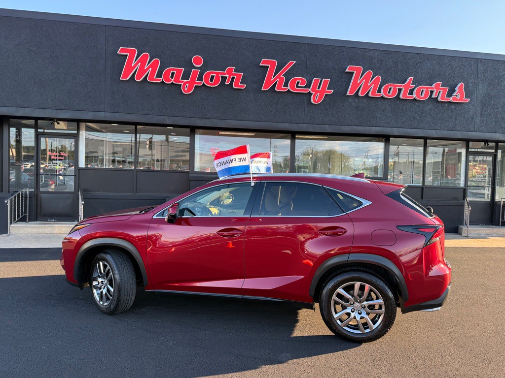 2015 Lexus NX Image 4