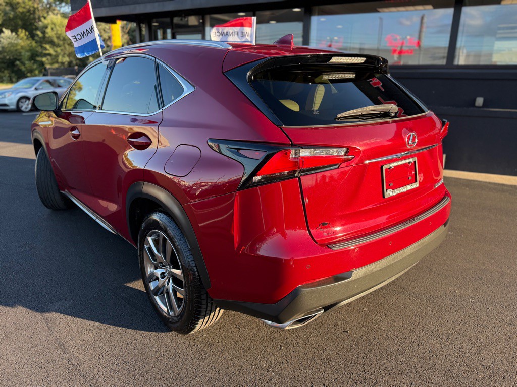 2015 Lexus NX Image 5
