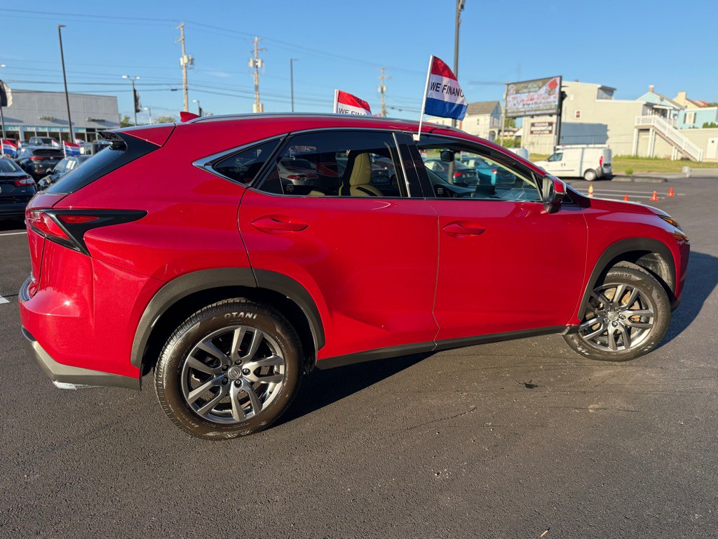 2015 Lexus NX Image 7