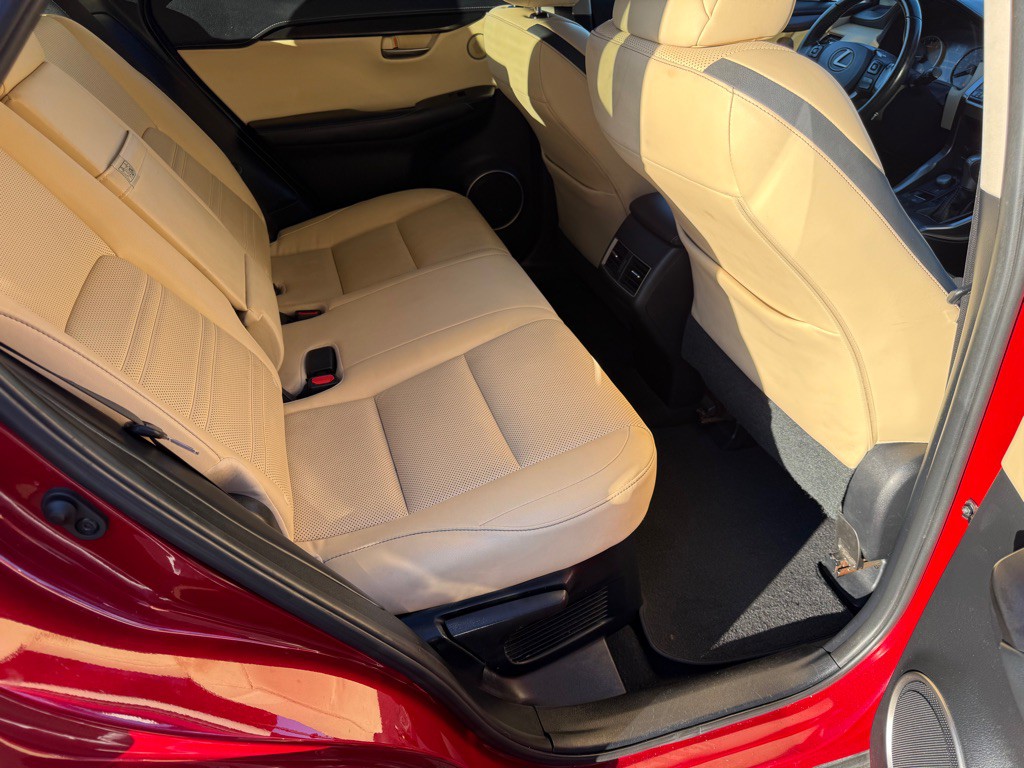 2015 Lexus NX Image 27
