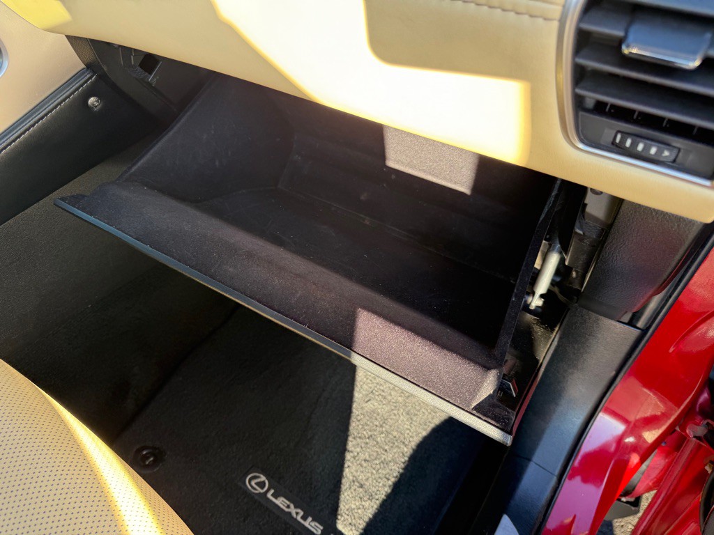 2015 Lexus NX Image 30