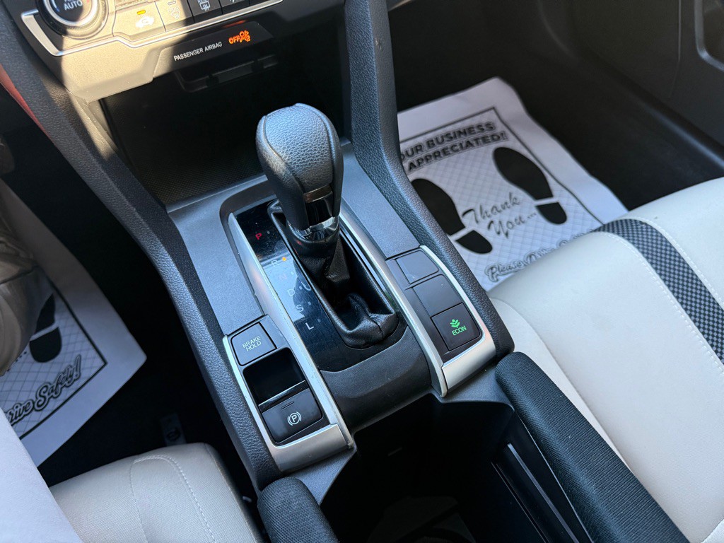 2019 Honda Civic Image 16