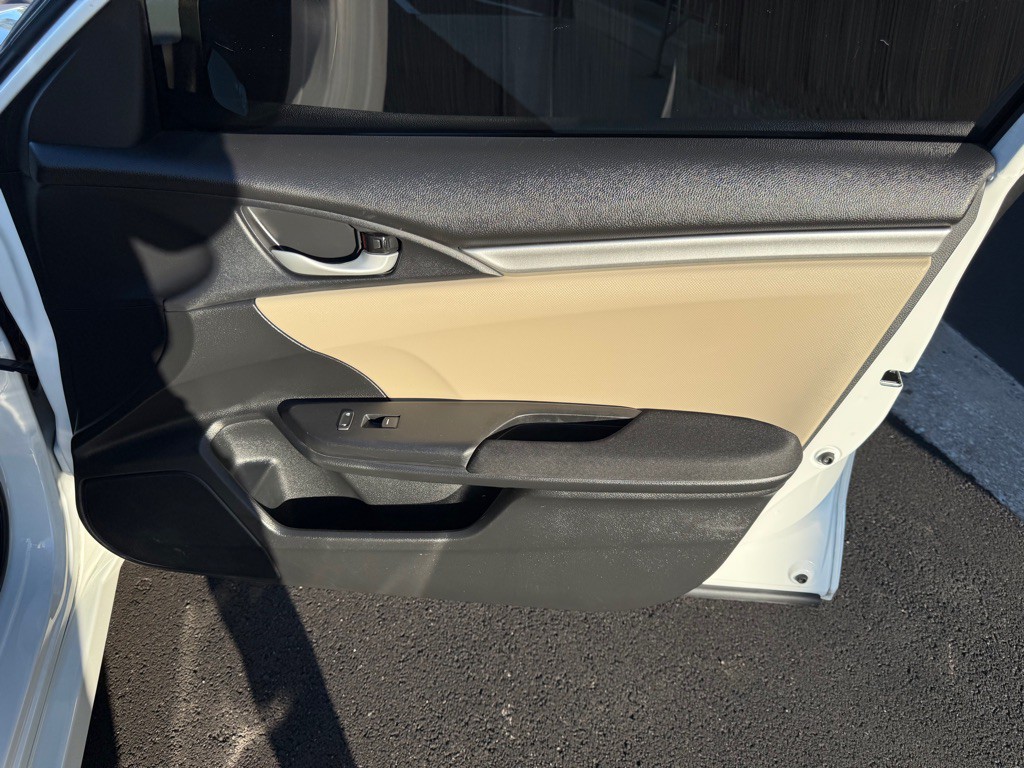 2019 Honda Civic Image 22