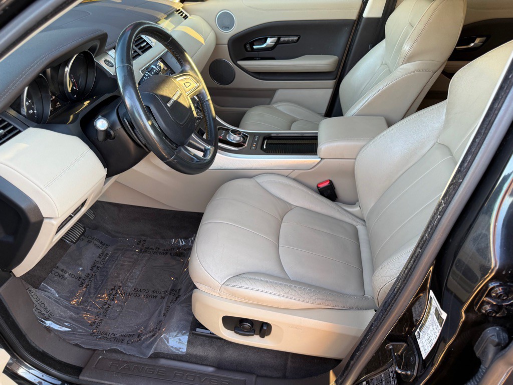 2016 Land Rover Range Rover Evoque Image 13