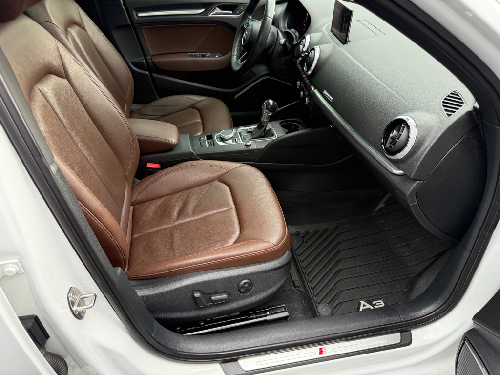 2018 Audi A3 Image 27