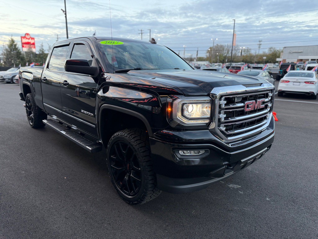 2017 GMC Sierra Image 8