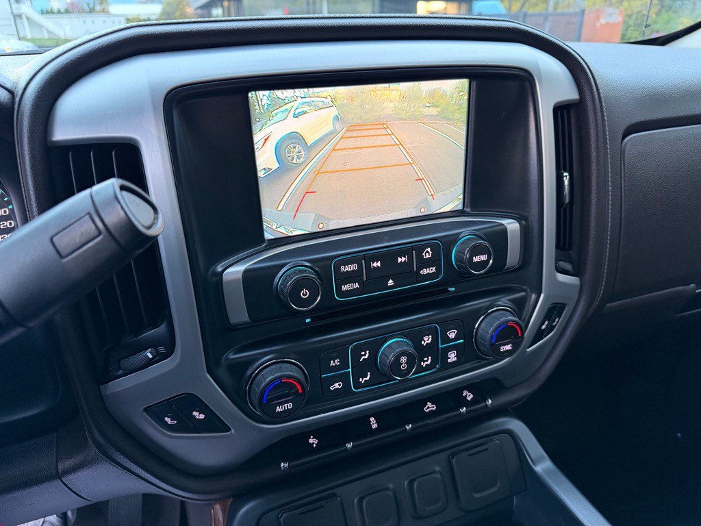 2017 GMC Sierra Image 17