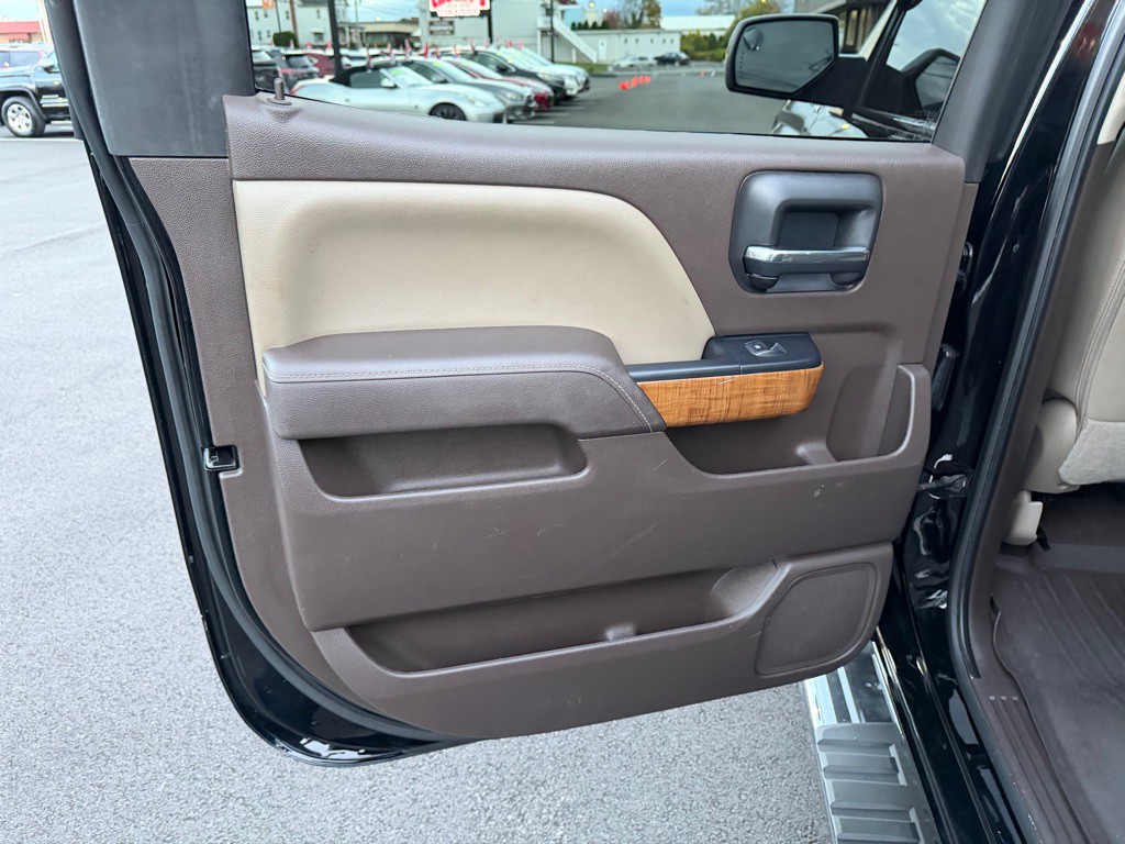 2017 GMC Sierra Image 19